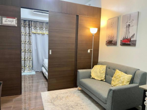 Lovely 1BR w/ Balcony Condo @ SMDC AIR Residences